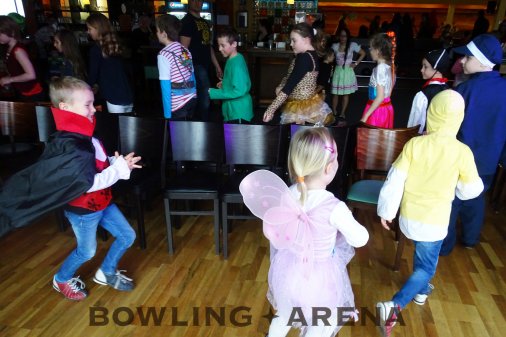 Kinderfasching in der BOWLING-ARENA