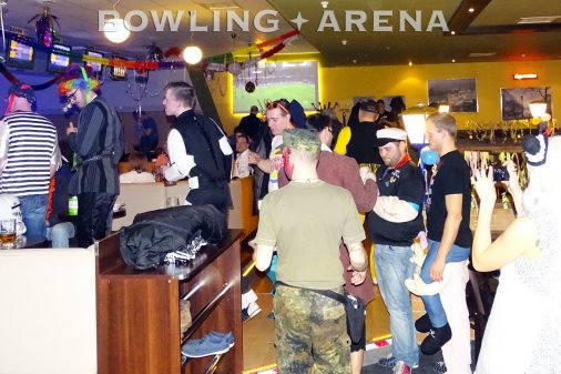 FASCHINGSPARTY in der BOWLING-ARENA