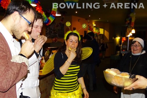 FASCHINGSPARTY in der BOWLING-ARENA