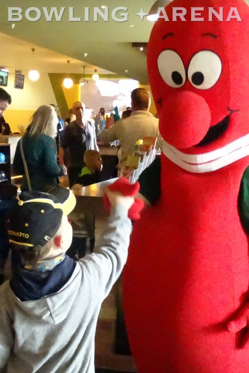 Großes Kinderfest in der BOWLING-ARENA